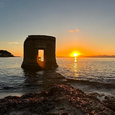 3bd Juan-les-pins Near And Centre *